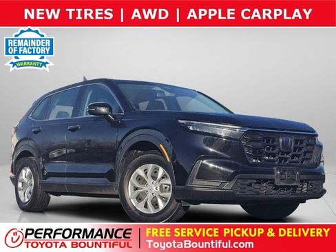 Used 2023 Honda CR-V LX image 1