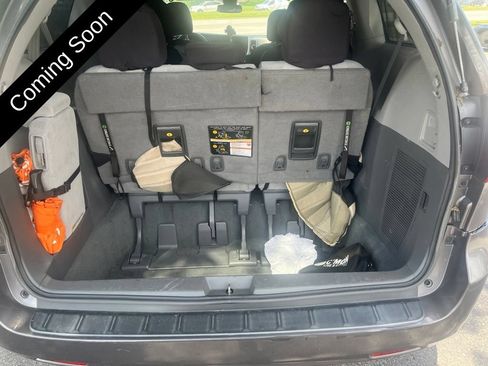 Used 2020 Toyota Sienna LE FWD image 23