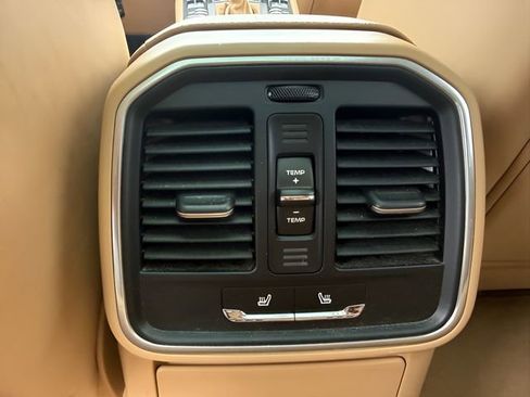 Used 2016 Porsche Macan S AWD/4WD image 10