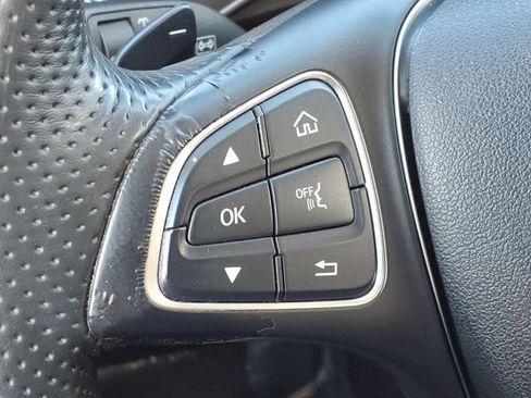 Used 2016 Mercedes-Benz GLC 300 4MATIC image 9