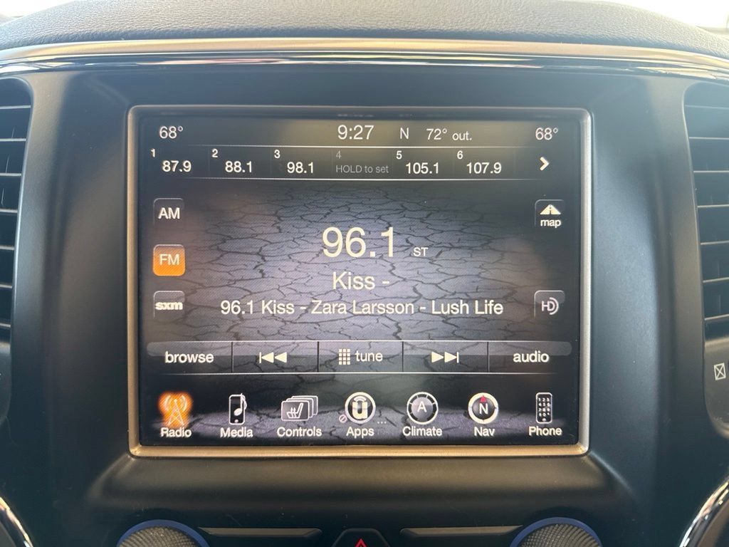 Used 2015 Jeep Grand Cherokee Limited AWD/4WD image 22