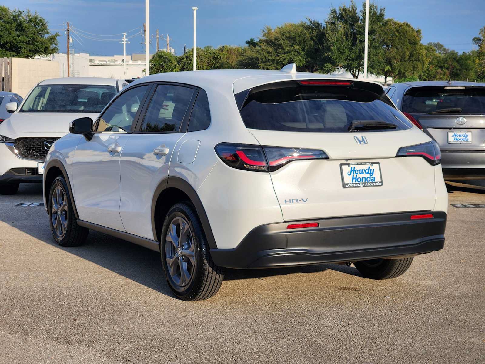 Certified 2026 Honda HR-V LX image 5