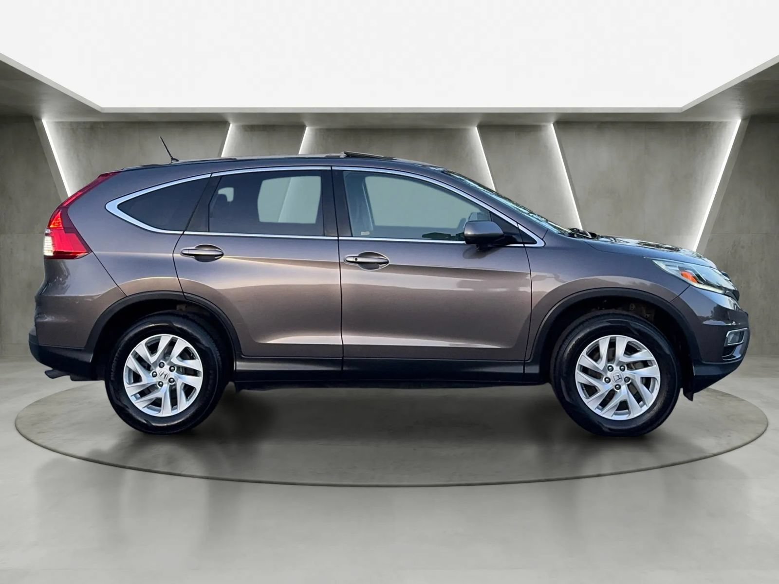 Used 2015 Honda CR-V EX image 2