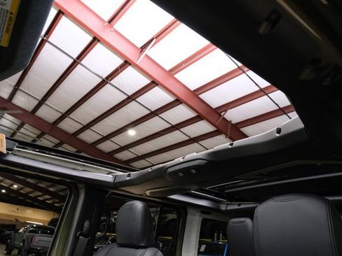 Used 2025 Jeep Wrangler Unlimited Rubicon 392 image 32