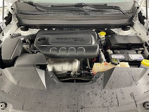 Used 2021 Jeep Cherokee Latitude image 21