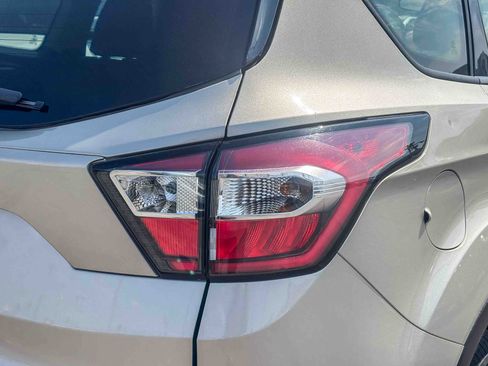 Used 2017 Ford Escape S FWD image 8