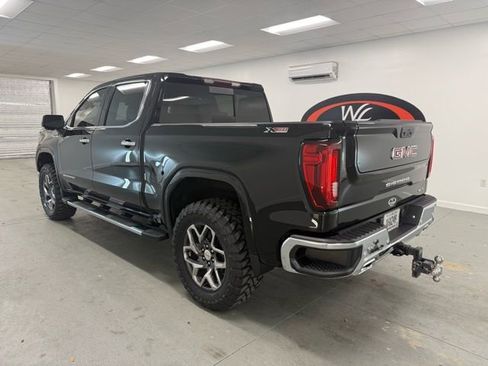 New 2026 GMC Sierra 1500 SLT w/ SLT Premium Plus Package image 9