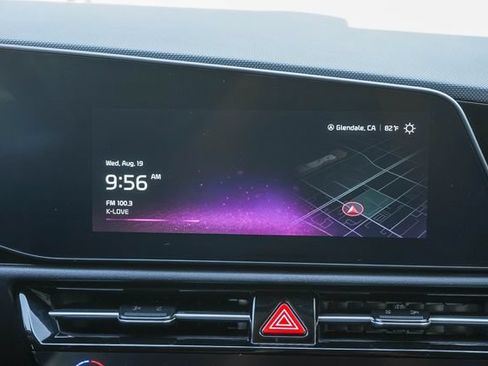 Certified 2025 Kia Niro EX FWD image 16