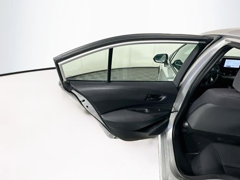 Used 2025 Toyota Corolla LE FWD image 24