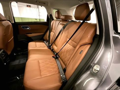 New 2026 Nissan Rogue Platinum w/ Platinum Premium Package image 11