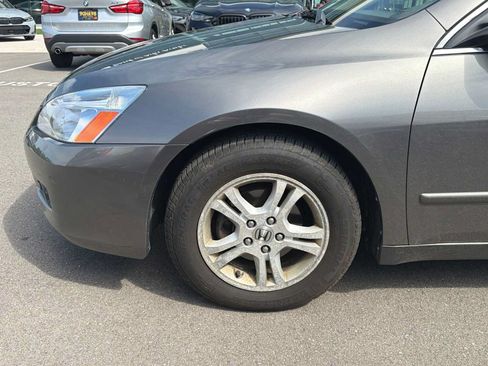 Used 2006 Honda Accord EX-L image 2