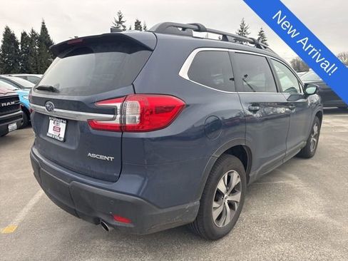 Used 2025 Subaru Ascent Premium image 7