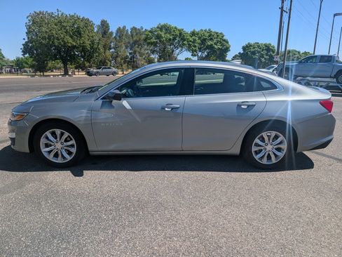Used 2024 Chevrolet Malibu LT FWD image 2