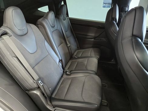 Used 2018 Tesla Model X 75D image 8