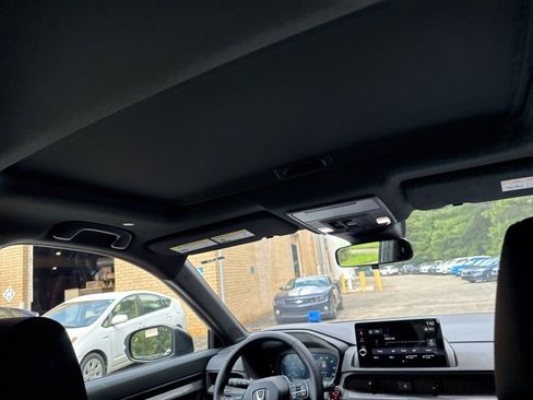 Used 2026 Honda CR-V TrailSport image 14