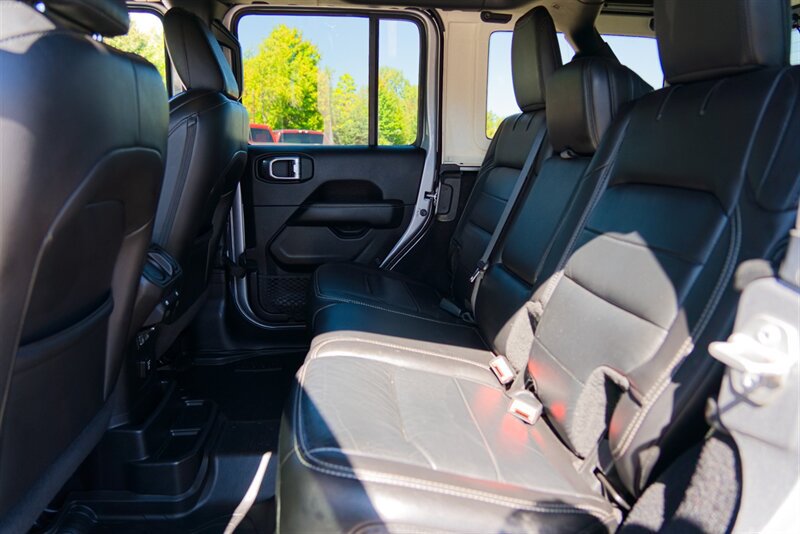Used 2019 Jeep Wrangler Unlimited Sahara AWD/4WD image 22