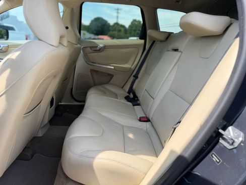 Used 2015 Volvo XC60 T6 Platinum AWD/4WD image 10