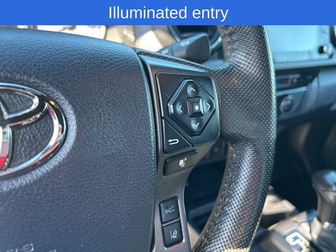 Used 2020 Toyota Tacoma TRD Off-Road w/ TRD Premium Off Road Package image 17