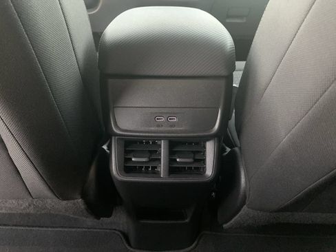 Certified 2026 Chevrolet Equinox LT FWD image 19