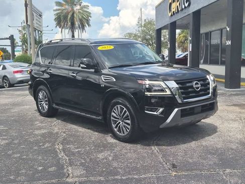 Used 2022 Nissan Armada SV w/ SV Appearance Package RWD image 3