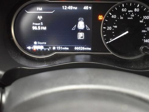Used 2019 Nissan Kicks SV FWD image 10