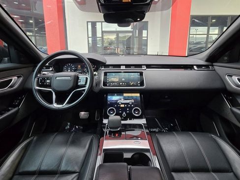 Used 2021 Land Rover Range Rover Velar R-Dynamic S image 24
