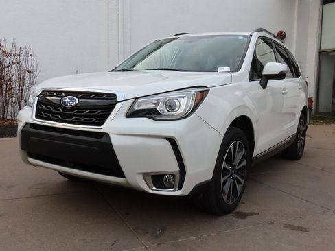 Used 2017 Subaru Forester 2.0XT Touring image 3