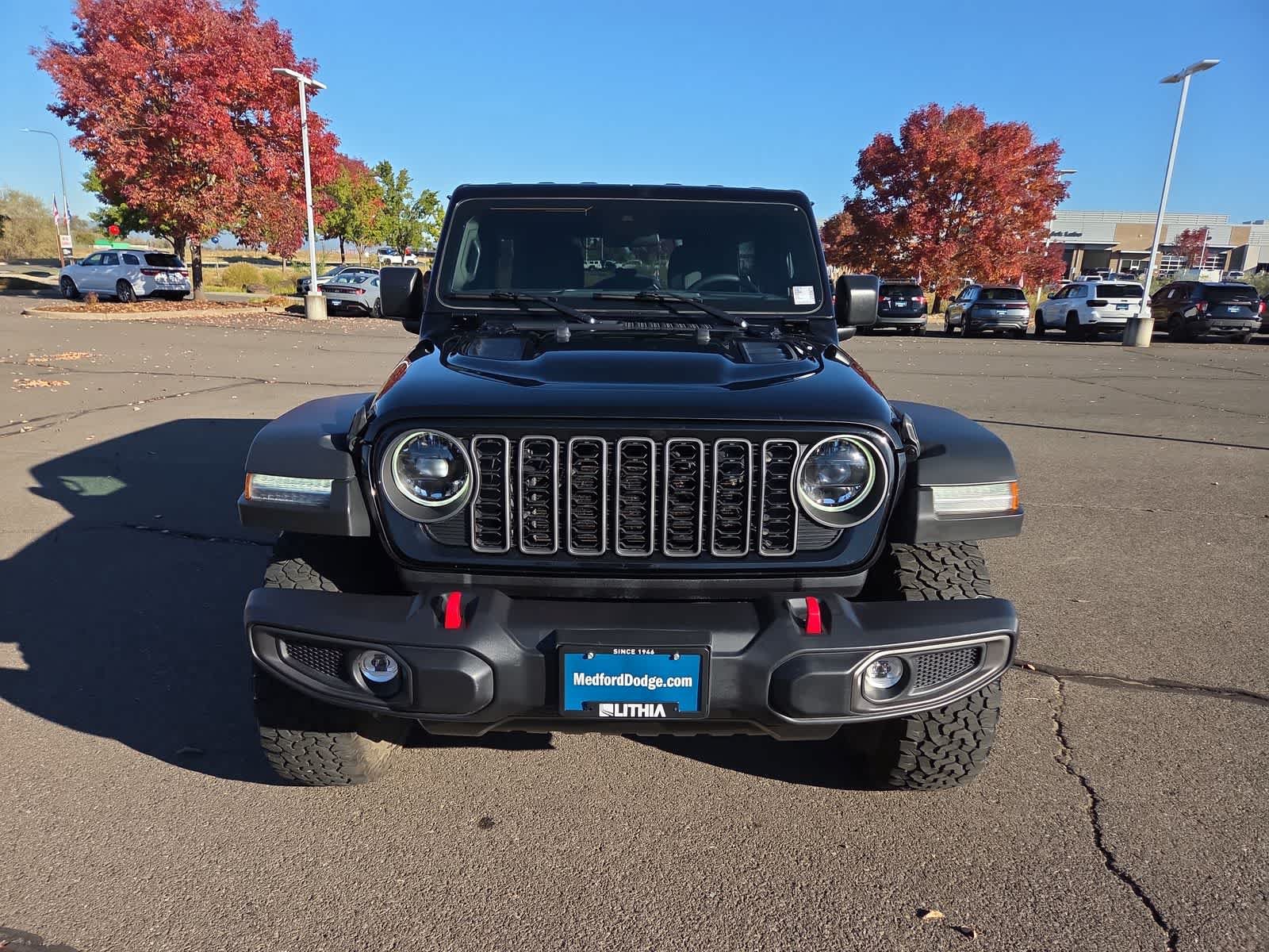 Used 2025 Jeep Wrangler Unlimited Rubicon AWD/4WD image 14