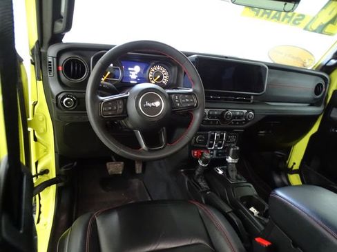 Certified 2024 Jeep Wrangler Unlimited Rubicon image 6