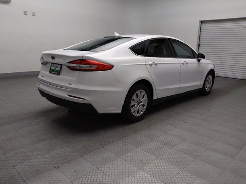 Used 2020 Ford Fusion S image 9