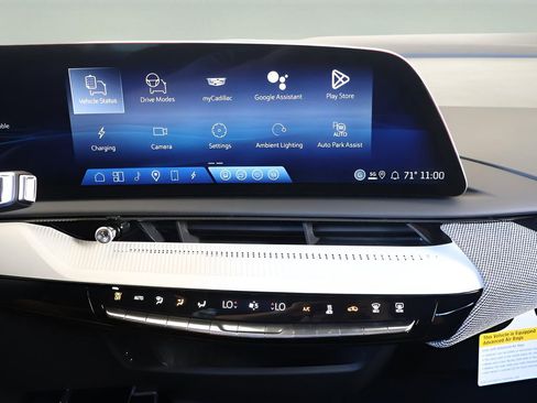 New 2026 Cadillac Optiq Sport 1 image 24