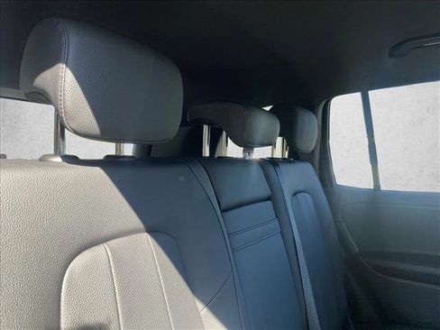 Used 2025 Mercedes-Benz GLB 250 image 22