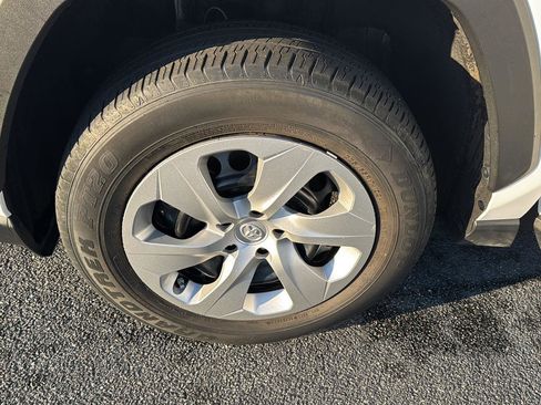 Certified 2023 Toyota RAV4 LE image 29