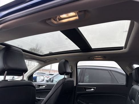 Used 2022 Ford Edge SEL w/ Convenience Package image 25