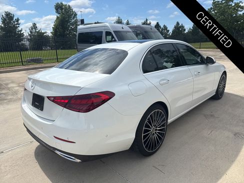 Used 2026 Mercedes-Benz C 300 Sedan image 4