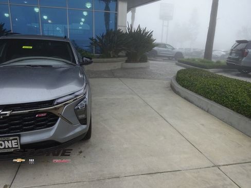 New 2026 Chevrolet Trax RS w/ Driver Confidence Package image 32