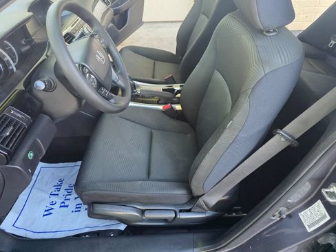 Used 2017 Honda Accord LX image 15