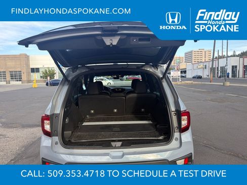 Used 2024 Honda Passport TrailSport image 11