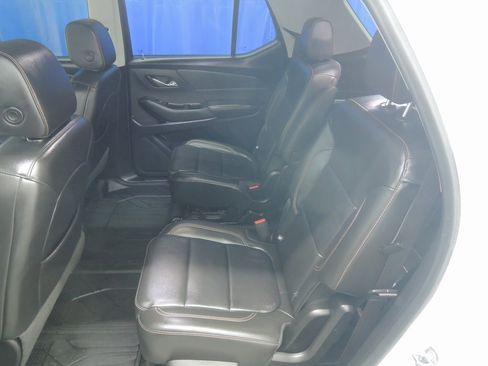 Used 2020 Chevrolet Traverse LT w/ LT Premium Package image 27