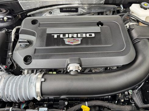 Used 2023 Cadillac XT4 Premium Luxury image 22