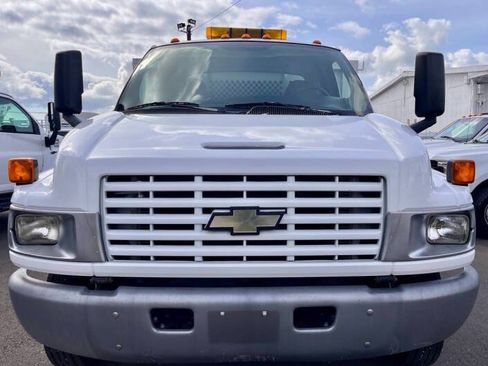 Used 2008 Chevrolet Kodiak C4500 2WD Regular Cab image 9