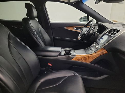 Used 2016 Lincoln MKX Reserve w/ Technology Package AWD/4WD image 21