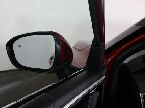 Used 2024 Mitsubishi Outlander SE Black Edition image 37