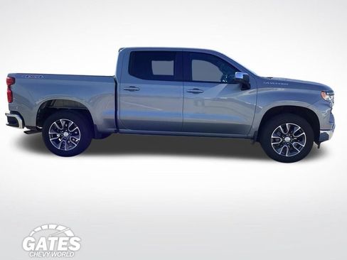 Used 2025 Chevrolet Silverado 1500 LT AWD/4WD image 10