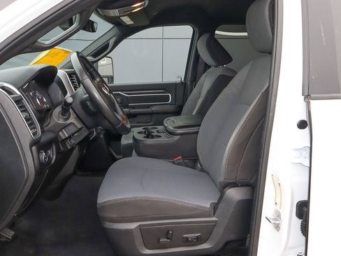 Used 2024 RAM 2500 Big Horn image 7