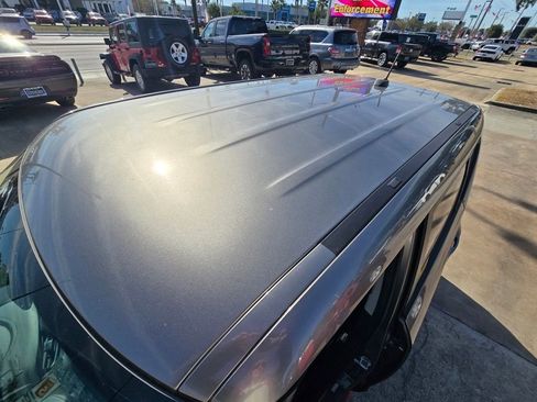 Used 2018 Kia Soul ! FWD image 63