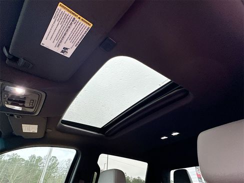 Used 2019 GMC Sierra 1500 SLT w/ SLT Premium Plus Package image 11