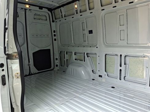 New 2025 Mercedes-Benz Sprinter 2500 image 6