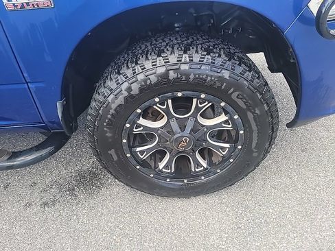 Used 2017 RAM 1500 Express AWD/4WD image 9