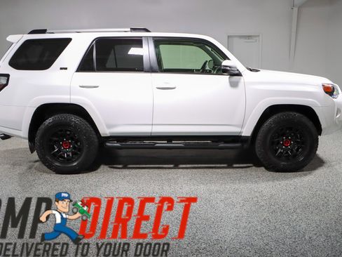 Used 2024 Toyota 4Runner SR5 Premium image 6